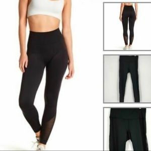 NEVER WORN Z by Zella mesh detail leggings